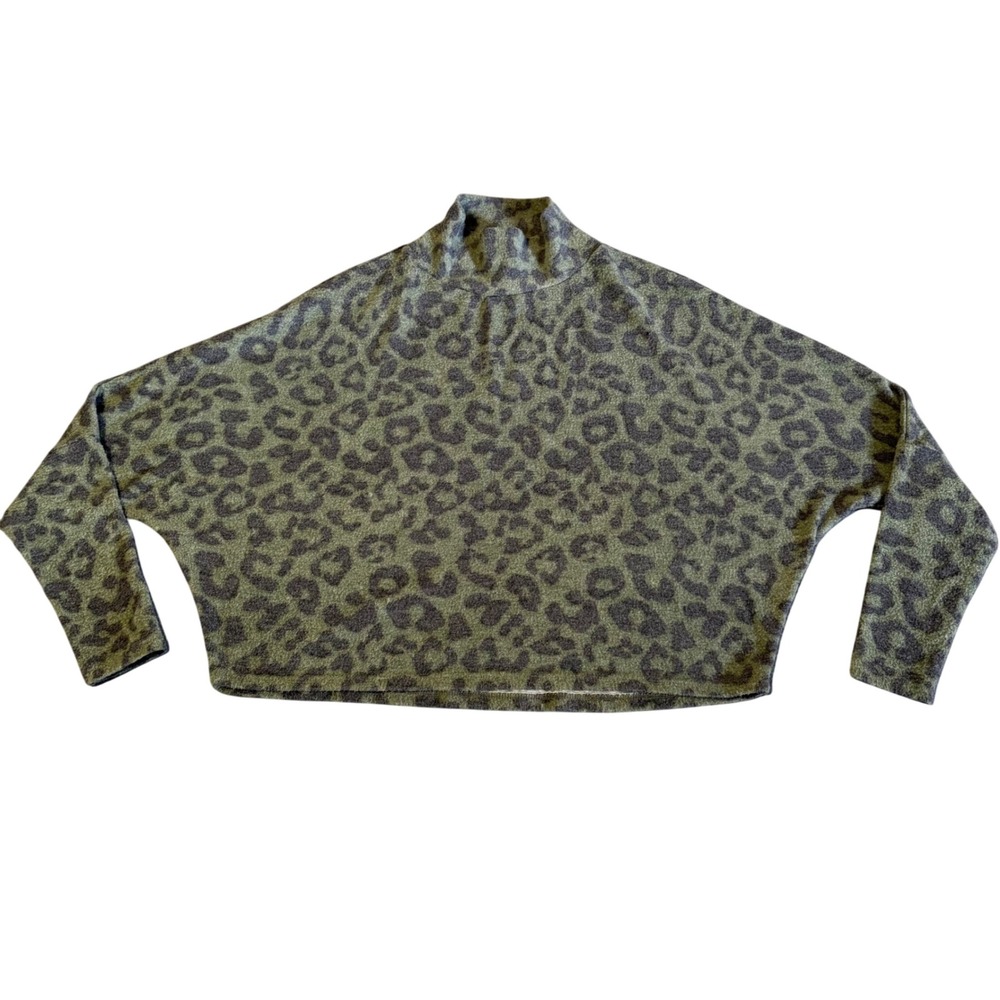 Abound Mock Neck Top Women XXS Green Leopard Print Dolman Slv Cropped Made USA